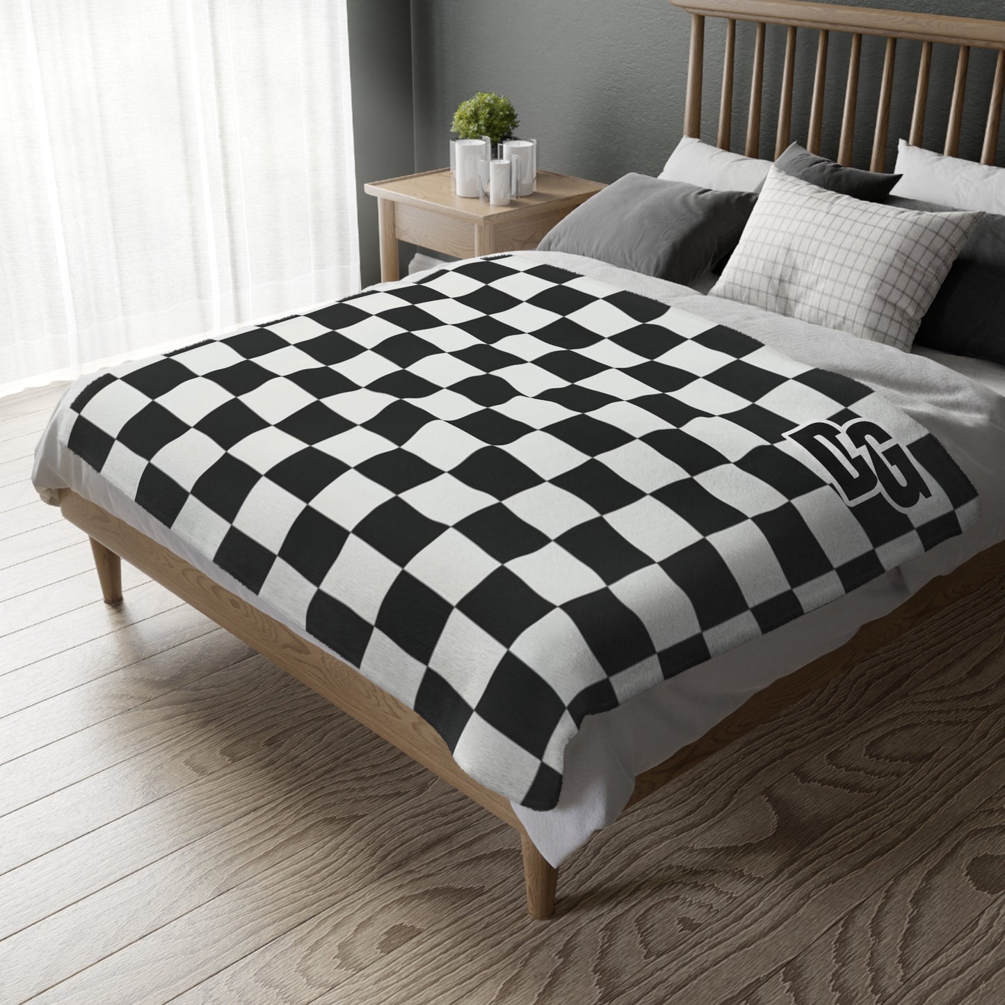 DESERTGIRL Checkered Fuzzy Blanket ( Double Sided )
