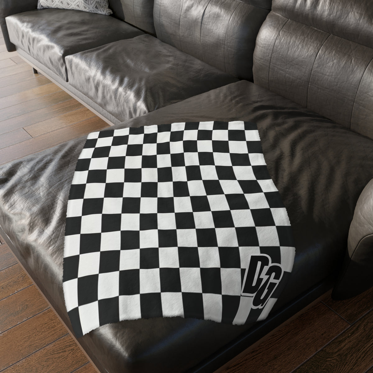 DESERTGIRL Checkered Fuzzy Blanket ( Double Sided )