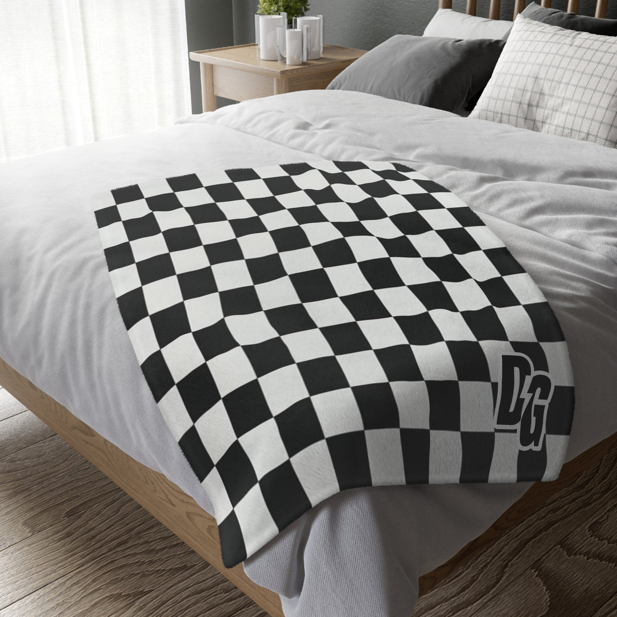 DESERTGIRL Checkered Fuzzy Blanket ( Double Sided )
