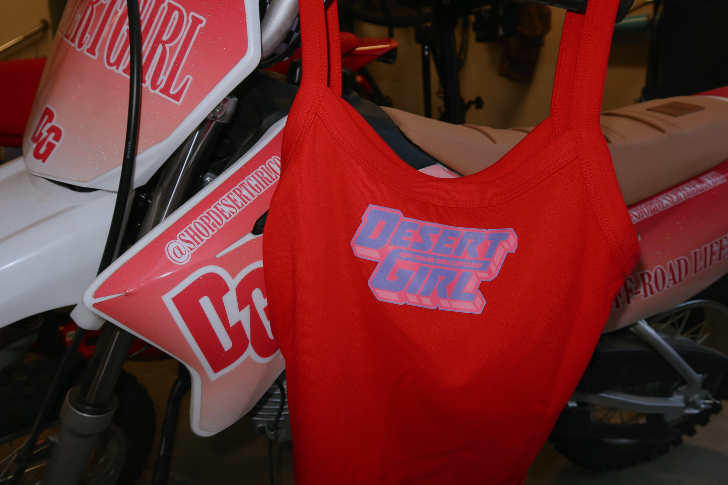 Desert Girl Off-Road Collective Mini Tank