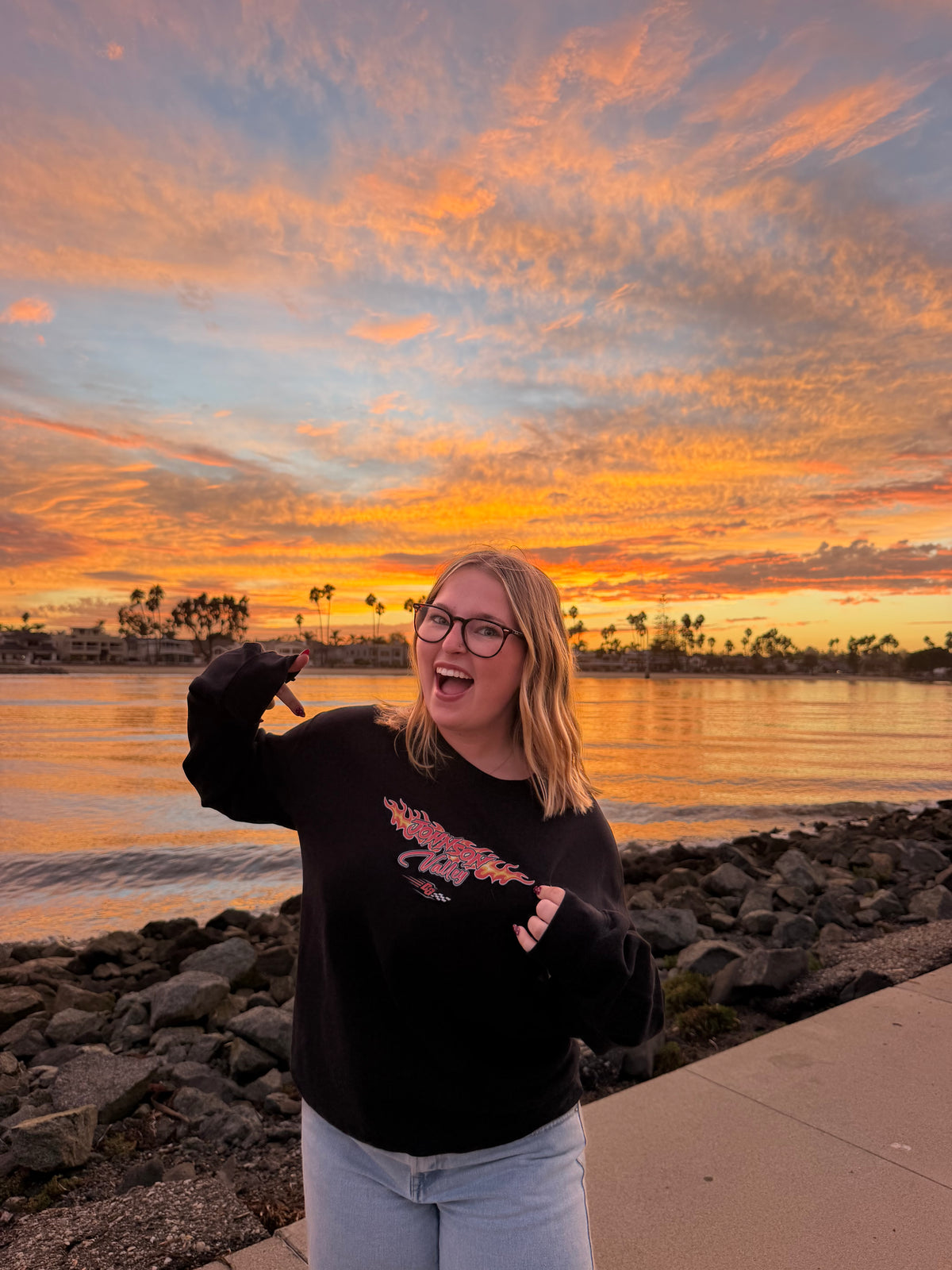 Johnson Valley  Throwback Crewneck - Desert Girl