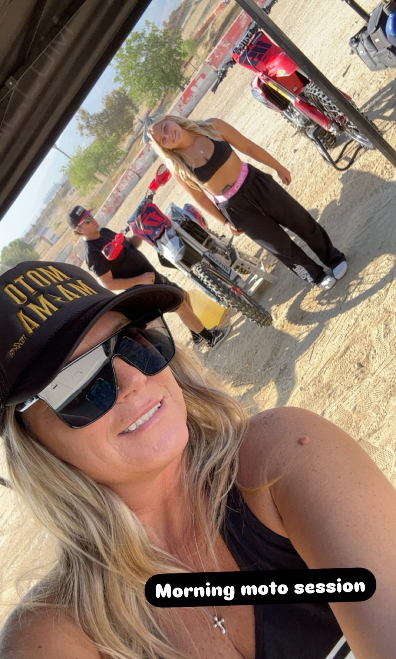MOTO MAMA TRUCKER - GOLDEN