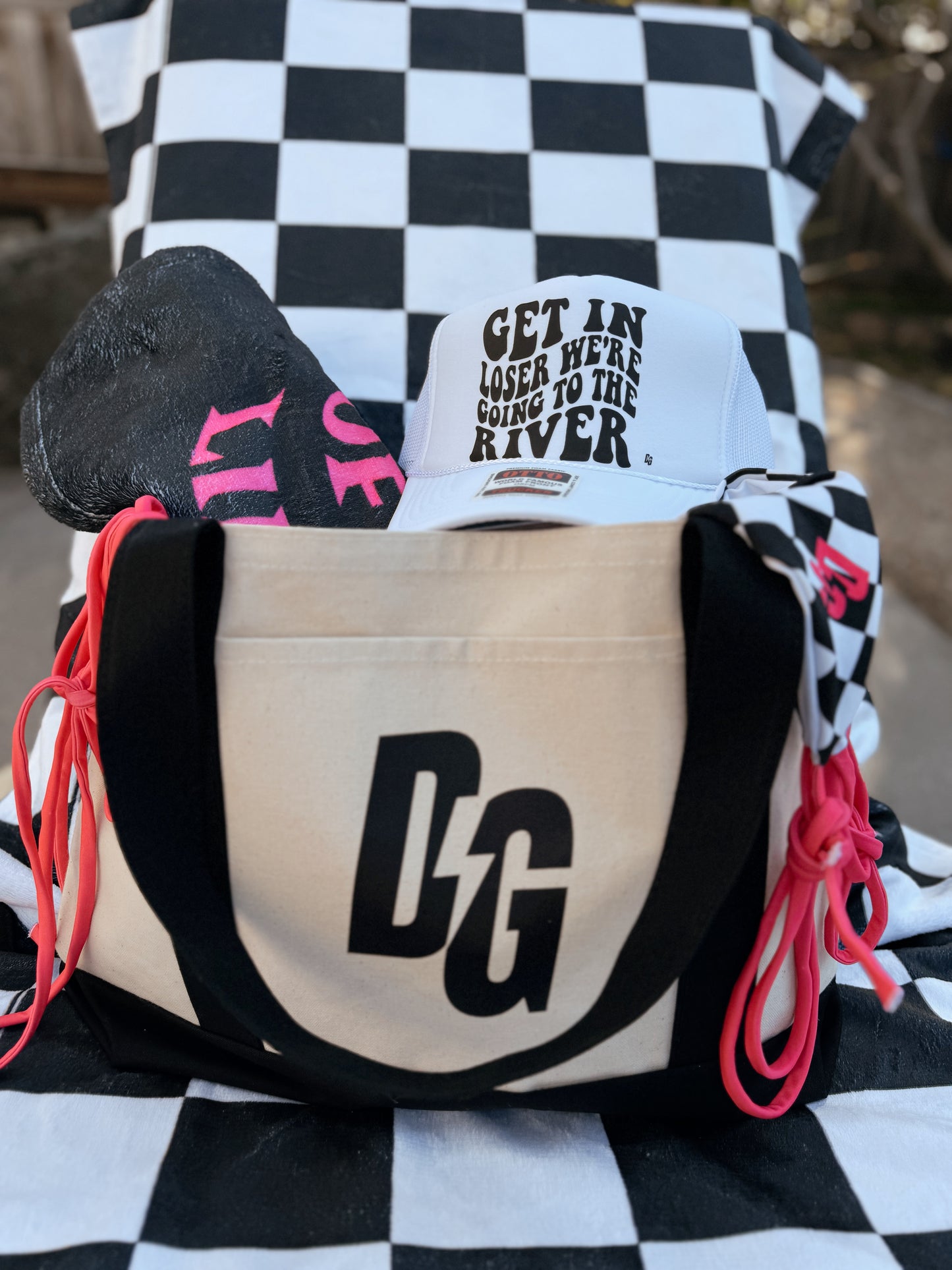 THE DG TOTE BAG
