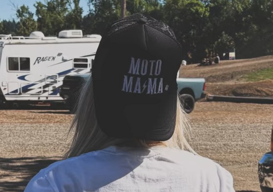 MOTO MAMA TRUCKER - CLASSIC WHITE