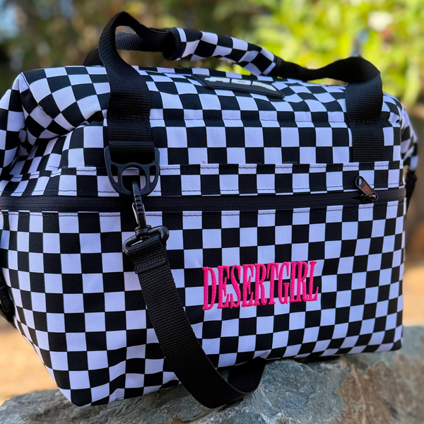 DESERT GIRL x AO COOLERS B&W CHECKERED CAN COOLER BAG - USA + WOMEN MADE